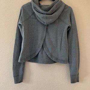Hot Topic Tops - Open-back grey waffle hoodie from Hollister Hot Topic Tops - Open-back grey waffle hoodie from Hollister